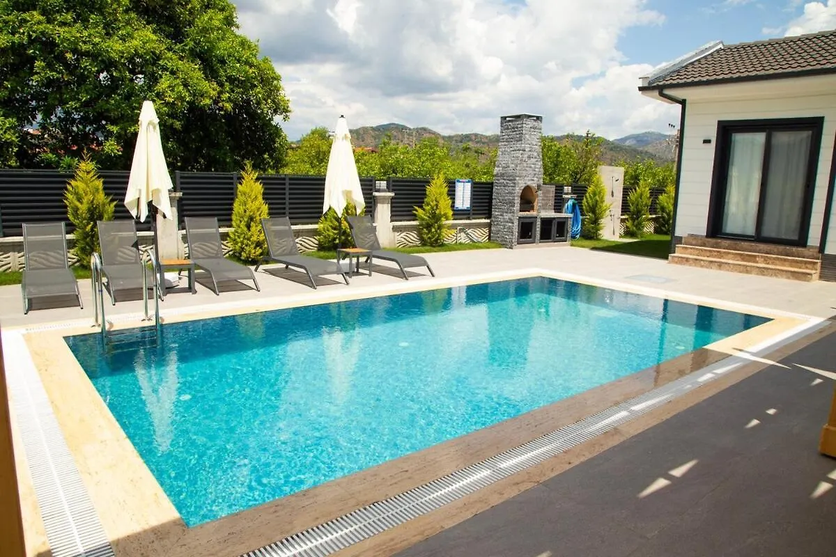 Luxury Villa With Private Pool And Jacuzzi Ortaca