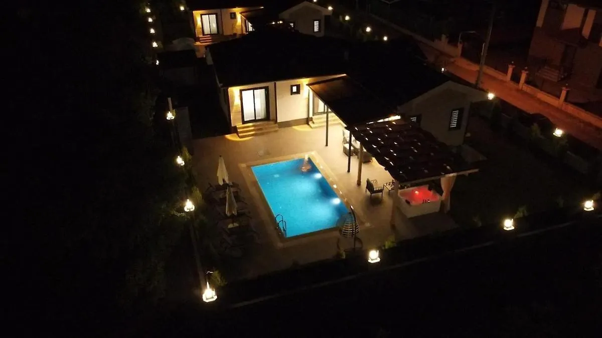 Luxury Villa With Private Pool And Jacuzzi Ortaca  Turkiet