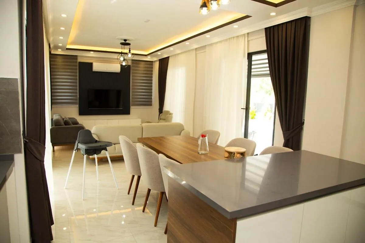 Luxury Villa With Private Pool And Jacuzzi Ortaca